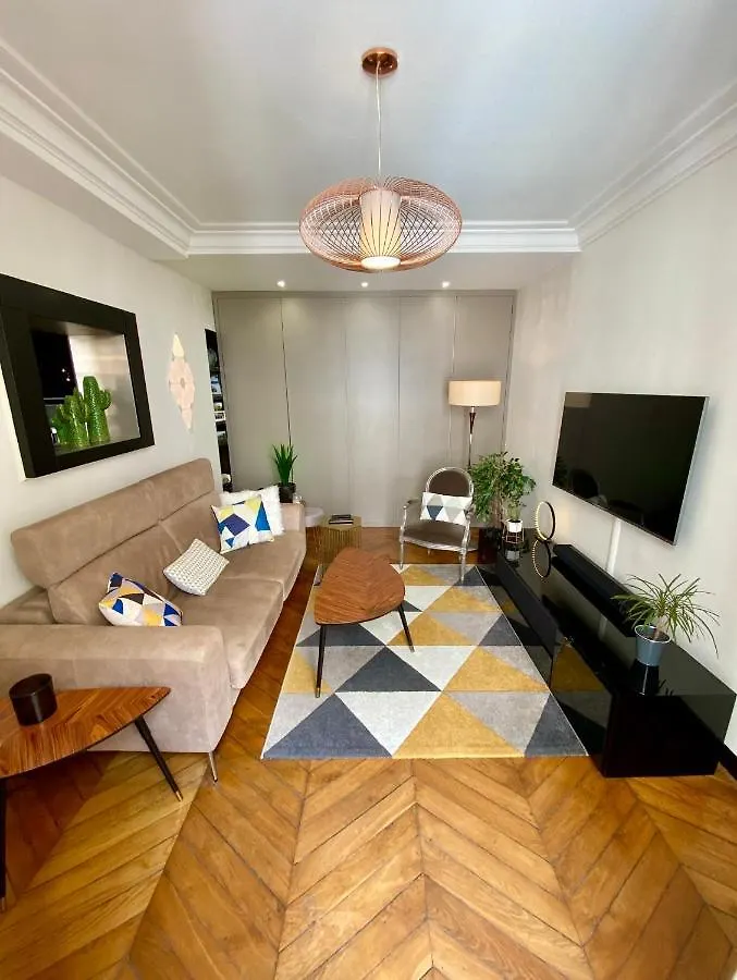 Moderne - Champs Elysees Haussmann דירה פריז